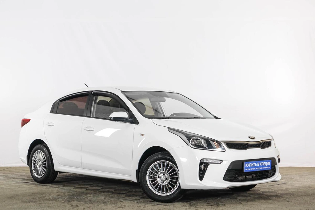Седан Kia Rio 2019 года, 1479000 рублей, Тюмень