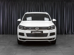 Внедорожник Volkswagen Touareg 2013 года, 2589000 рублей, Тюмень