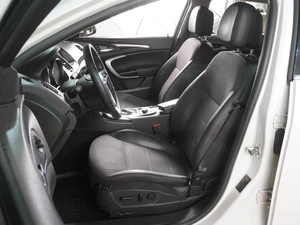 Универсал Opel Insignia 2012 года, 1049000 рублей, Воронеж