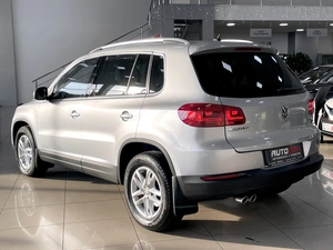 Внедорожник Volkswagen Tiguan 2011 года, 1387000 рублей, Солонцы