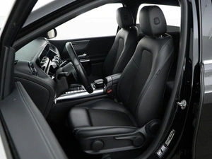 Хетчбэк Mercedes-benz B-класс 2019 года, 1810111 рублей, Москва