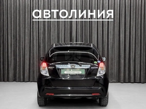 Хетчбэк Honda Fit 2012 года, 949000 рублей, Красноярск
