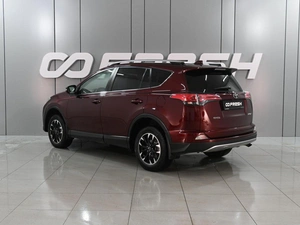 Внедорожник Toyota RAV4 2017 года, 2349000 рублей, Аксай