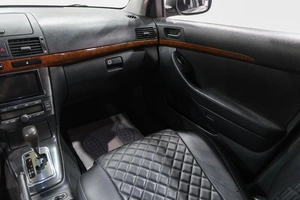 Седан Toyota Avensis 2006 года, 799000 рублей, Новокузнецк