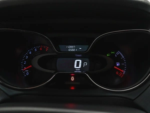 Внедорожник Renault Kaptur 2017 года, 1350000 рублей, Красноярск
