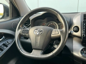Внедорожник Toyota RAV4 2011 года, 1399000 рублей, Ижевск