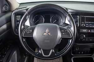 Внедорожник Mitsubishi Outlander 2017 года, 1859000 рублей, Пермь
