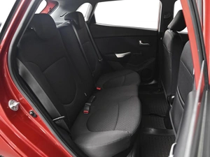 Хетчбэк Kia Rio 2013 года, 1060000 рублей, Ставрополь