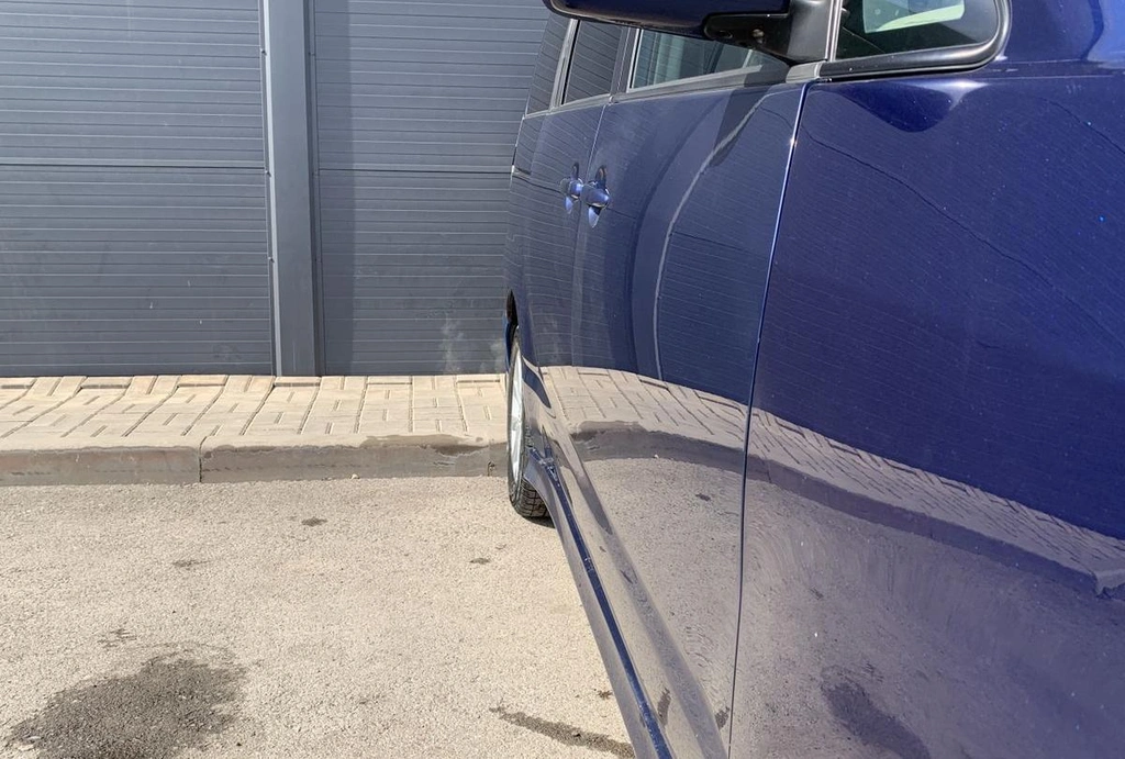 Минивэн Toyota Voxy 2001 года, 860000 рублей, Солонцы