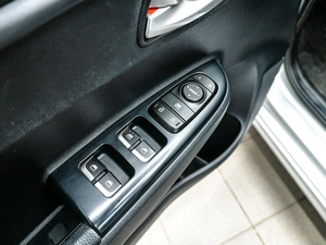 Седан Kia Rio 2018 года, 1519000 рублей, Красноярск