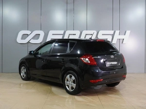 Хетчбэк Kia Ceed 2011 года, 699000 рублей, Воронеж