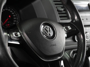 Минивэн Volkswagen Multivan 2016 года, 3299000 рублей, Тюмень