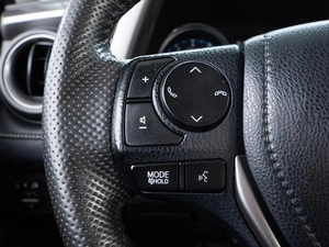 Внедорожник Toyota RAV4 2017 года, 2500000 рублей, Волгоград