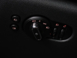 Хетчбэк MINI Cooper 2019 года, 2229000 рублей, Воронеж