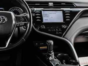 Седан Toyota Camry 2019 года, 2599000 рублей, Кирилловка