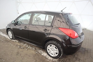Хэтчбек Nissan Tiida 2012 года, 675000 рублей, Орёл