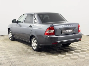 Седан ВАЗ (LADA) Priora 2017 года, 460100 рублей, Казань