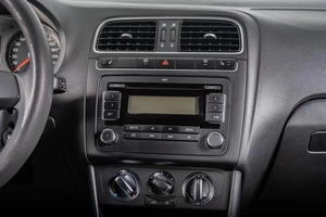 Седан Volkswagen Polo 2012 года, 879000 рублей, Томск