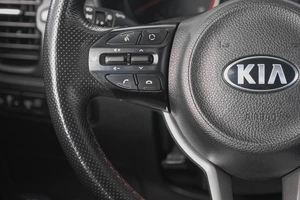 Хетчбэк Kia Rio X-Line 2019 года, 1449000 рублей, Кемерово