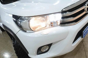 Пикап Toyota Hilux 2016 года, 2889000 рублей, Новокузнецк