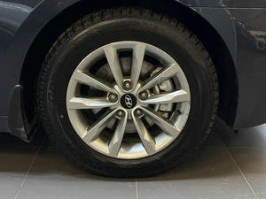 Седан Hyundai i40 2016 года, 1447000 рублей, Красноярск