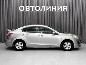 Седан Mazda Axela 2010 года, 850000 рублей, Красноярск