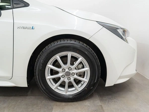 Универсал Toyota Corolla 2019 года, 1727000 рублей, Красноярск