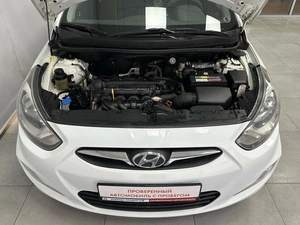 Седан Hyundai Solaris 2011 года, 875000 рублей, Красноярск