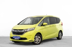 Минивэн Honda Freed 2017 года, 1639000 рублей, Барнаул
