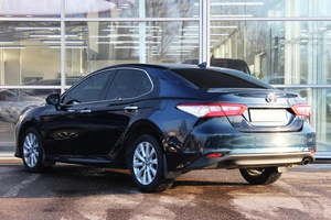 Седан Toyota Camry 2018 года, 2450000 рублей, Ярославль