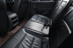 Внедорожник Volkswagen Touareg 2011 года, 1689000 рублей, Челябинск