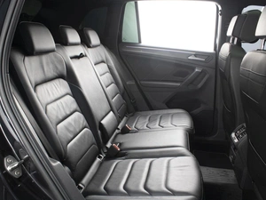 Внедорожник Volkswagen Tiguan 2021 года, 4200000 рублей, Омск