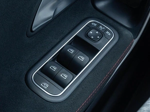 Седан Mercedes-benz CLA-класс 2019 года, 3130000 рублей, Краснодар