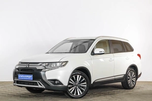 Внедорожник Mitsubishi Outlander 2020 года, 2359000 рублей, Тюмень