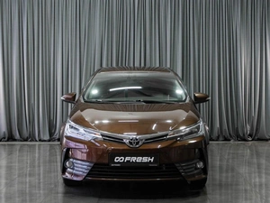 Седан Toyota Corolla 2018 года, 1899000 рублей, Тюмень