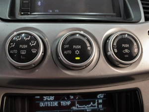 Пикап Mitsubishi L200 2012 года, 1120000 рублей, Омск