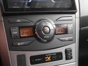 Седан Toyota Corolla 2008 года, 729000 рублей, Тюмень