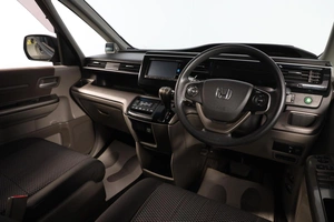 Минивэн Honda Stepwgn 2016 года, 1689000 рублей, Новосибирск