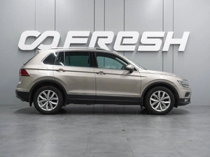 Внедорожник Volkswagen Tiguan 2018 года, 2054000 рублей, Воронеж