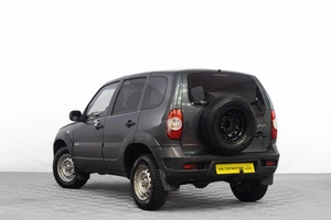 Внедорожник Chevrolet Niva 2011 года, 539000 рублей, Барнаул