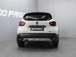 Внедорожник Renault Kaptur 2017 года, 1450000 рублей, Омск