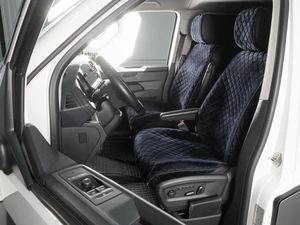 Минивэн Volkswagen Multivan 2021 года, 6929000 рублей, Красный Пахарь