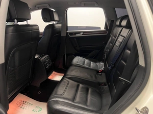 Внедорожник Volkswagen Touareg 2004 года, 799000 рублей, Красноярск