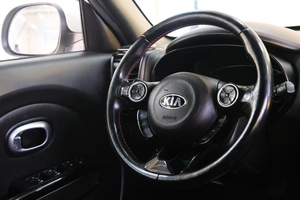 Внедорожник Kia Soul 2018 года, 1649000 рублей, Омск