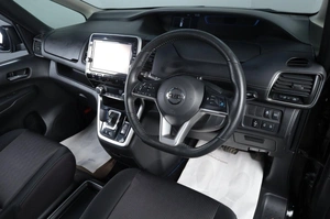 Минивэн Nissan Serena 2019 года, 2719000 рублей, Челябинск