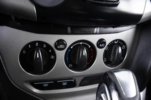 Седан Ford Focus 2012 года, 649000 рублей, Пермь