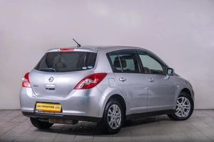 Хетчбэк Nissan Tiida 2010 года, 779000 рублей, Томск