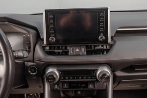 Внедорожник Toyota RAV4 2020 года, 3779000 рублей, Челябинск