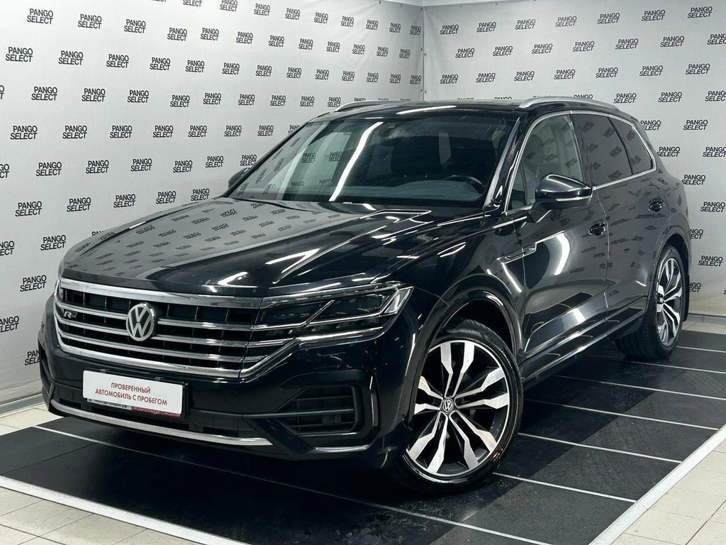 Внедорожник Volkswagen Touareg 2019 года, 4992000 рублей, Красноярск