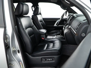 Внедорожник Toyota Land Cruiser 2013 года, 3999050 рублей, Москва